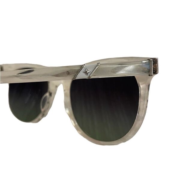 LEISURE SOCIETY $615 Paradis Sunglasses in Glacier /12 K Green Gradient Lense main image 8